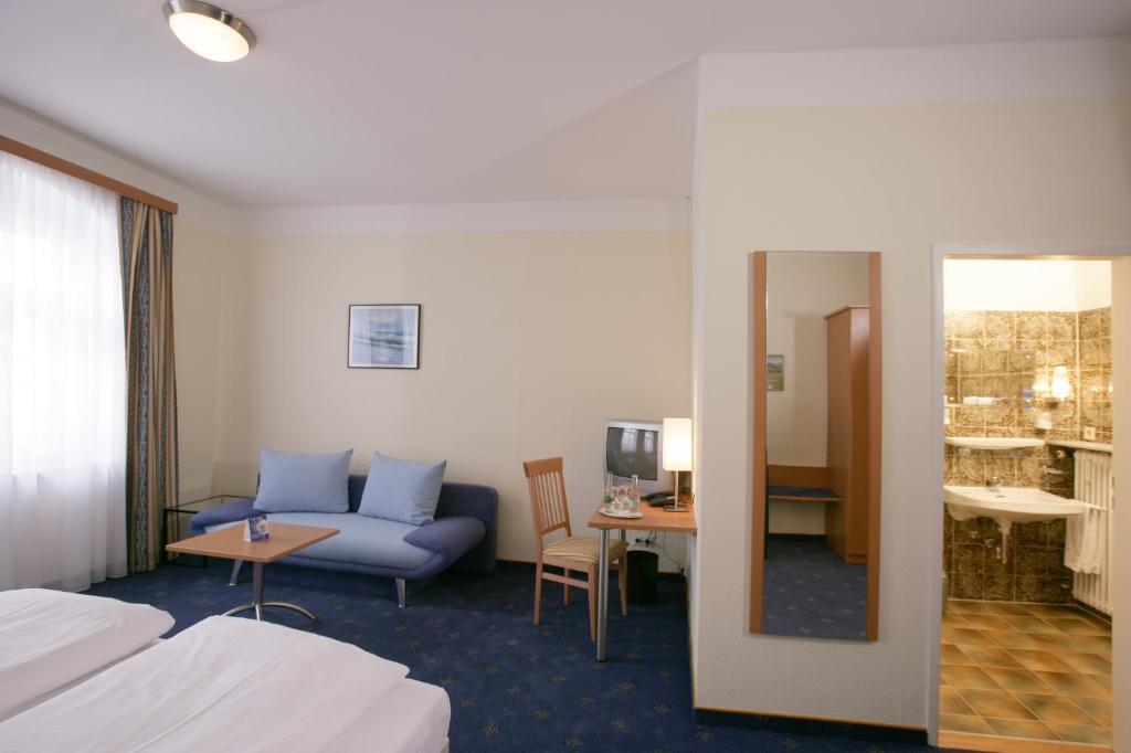 Altstadt-Hotel Zieglerbraeu ダッハウ 部屋 写真