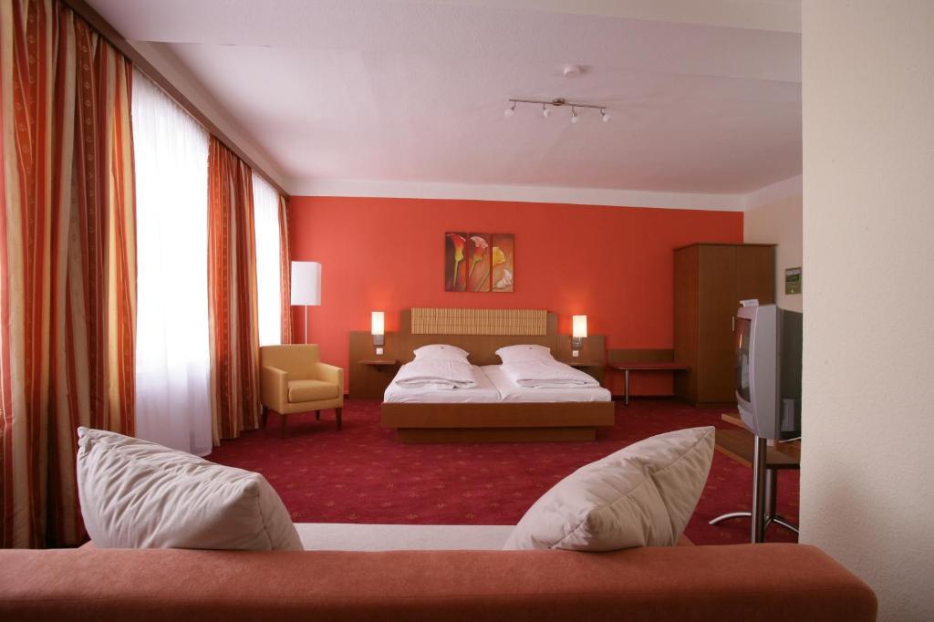 Altstadt-Hotel Zieglerbraeu ダッハウ 部屋 写真