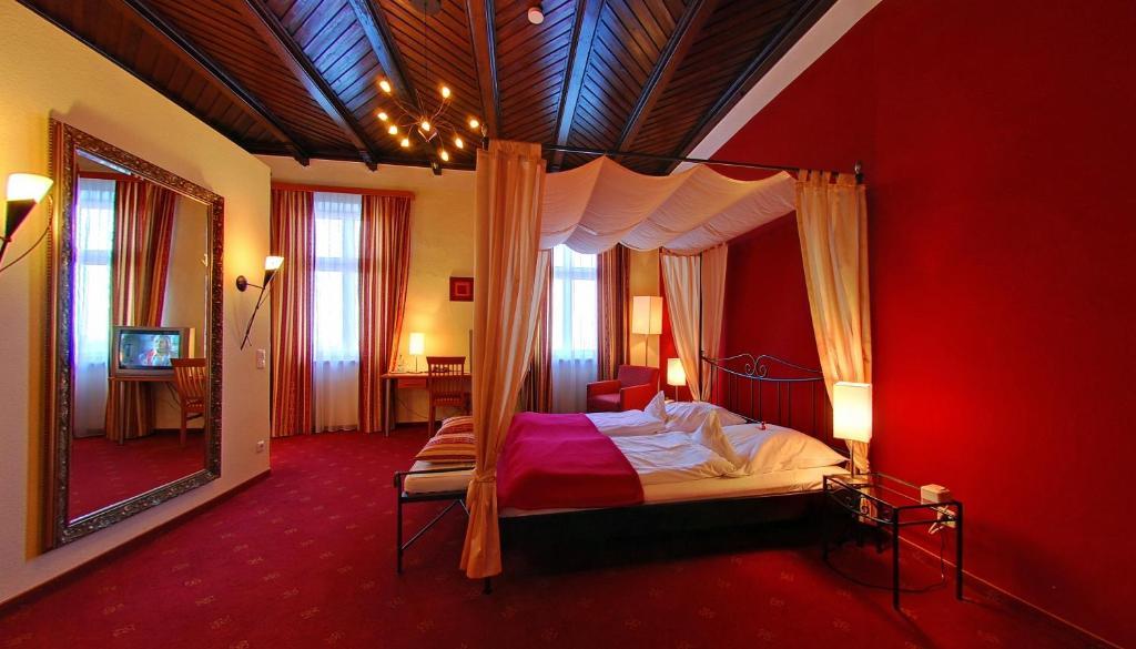 Altstadt-Hotel Zieglerbraeu ダッハウ 部屋 写真